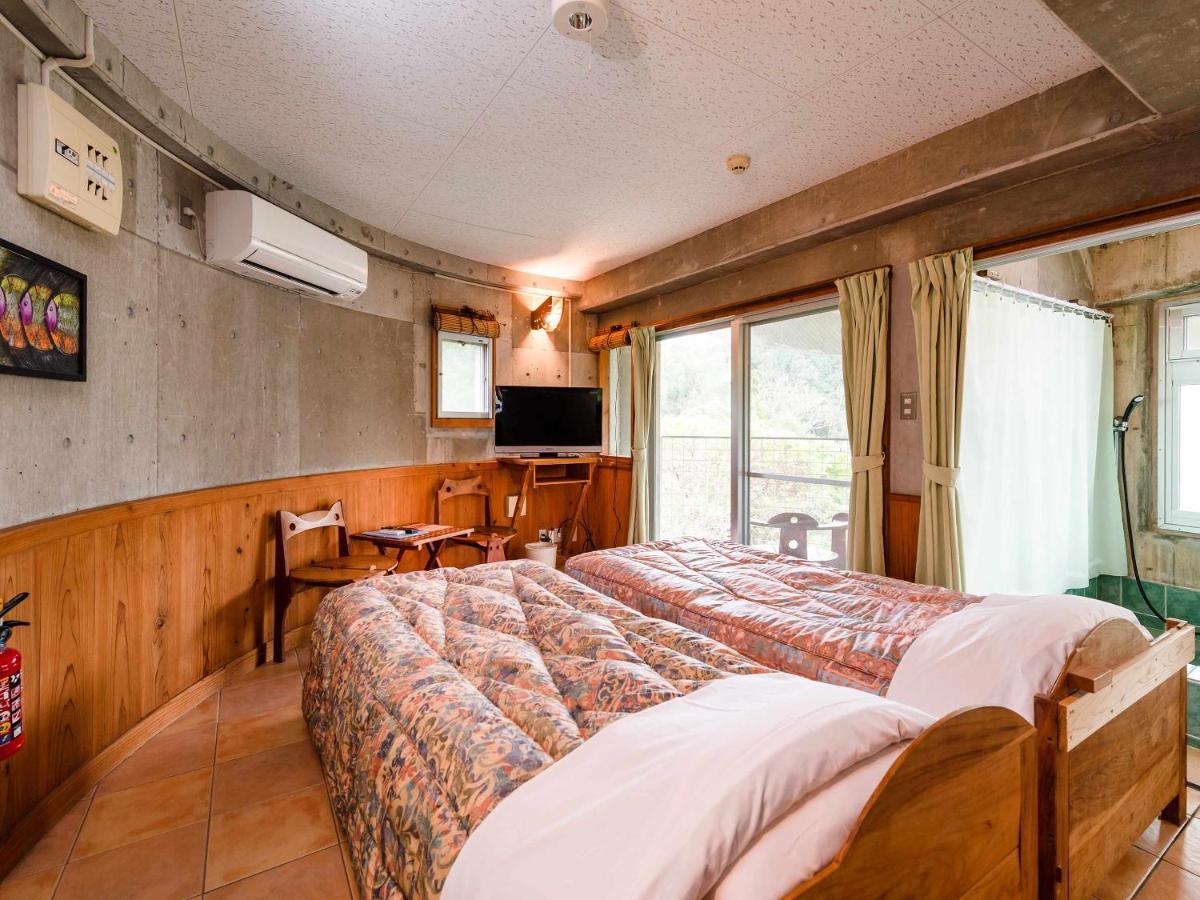 บัซ รีสอร์ต Hotel อนนะ ภายนอก รูปภาพ