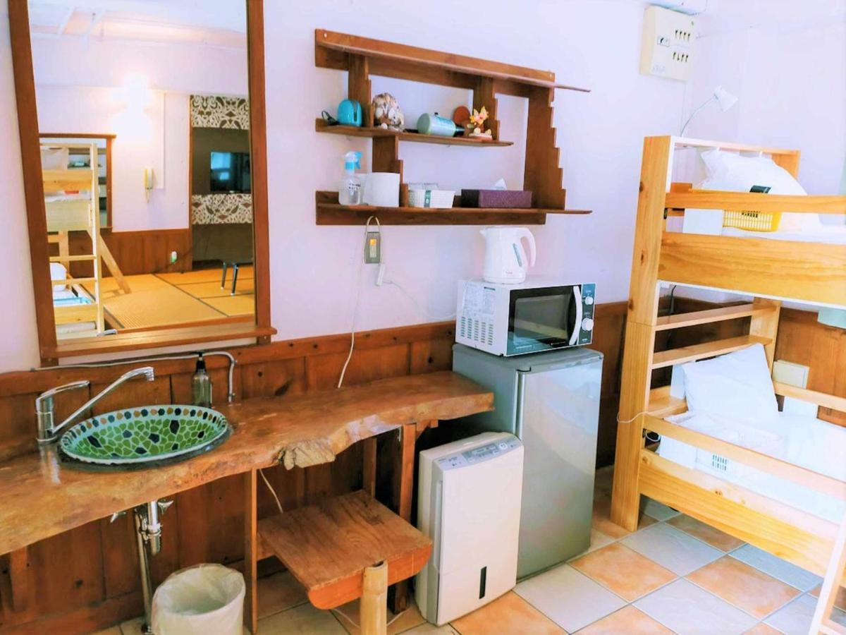 บัซ รีสอร์ต Hotel อนนะ ภายนอก รูปภาพ