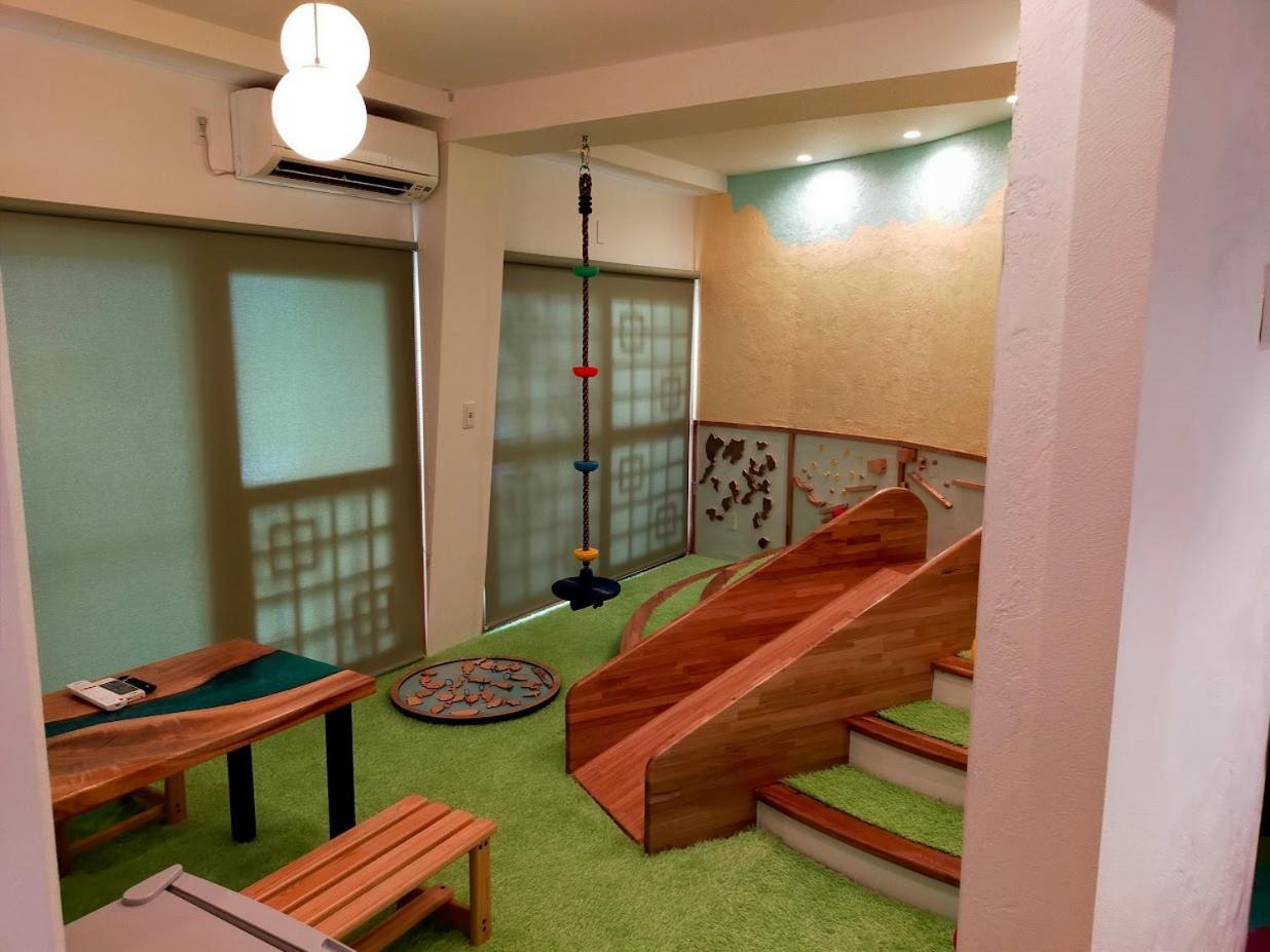 บัซ รีสอร์ต Hotel อนนะ ภายนอก รูปภาพ