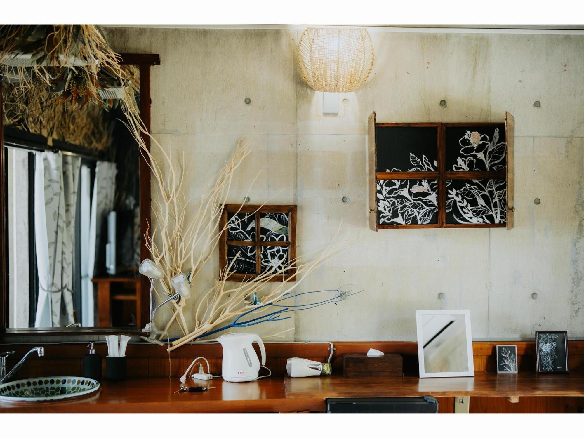 บัซ รีสอร์ต Hotel อนนะ ภายนอก รูปภาพ